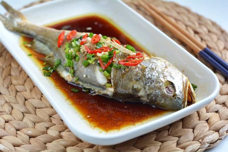 香嫩微辣的清蒸黃花魚