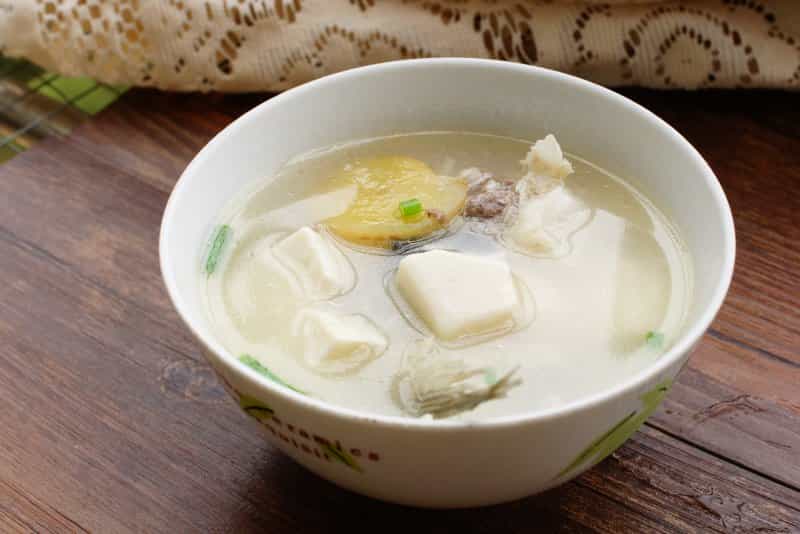 魚頭豆腐湯