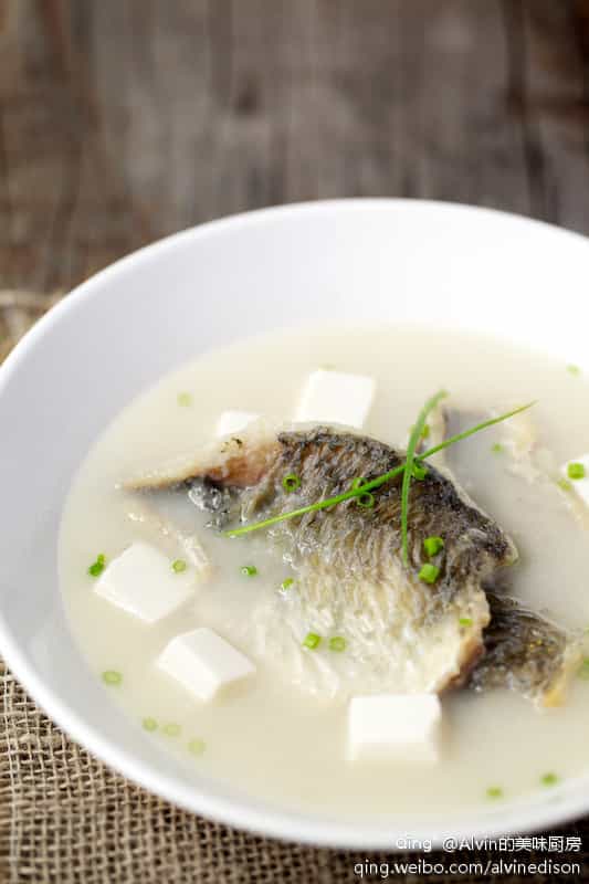 鯽魚豆腐湯