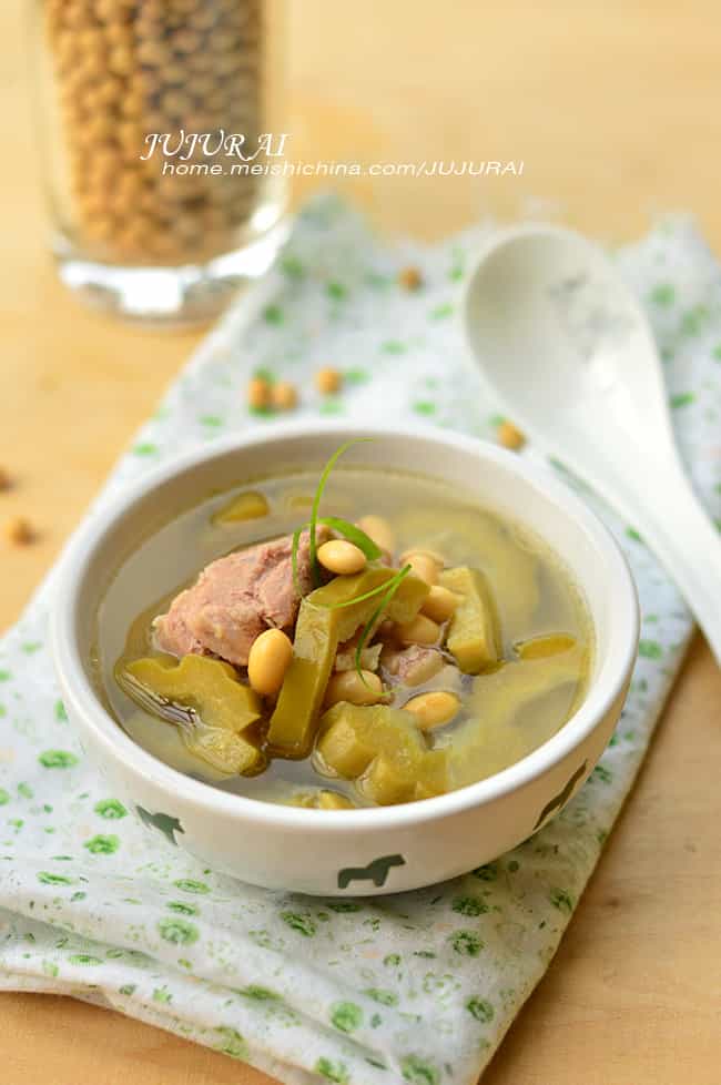 苦瓜黃豆豬骨湯