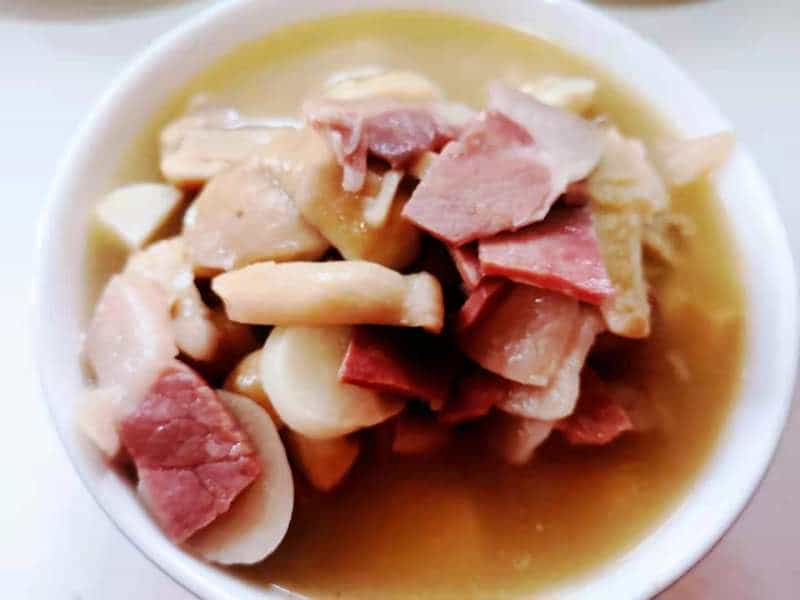 腿香青頭菌