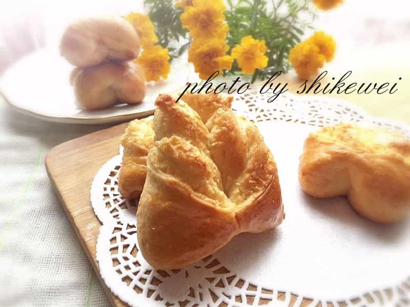 三角椰蓉麵包