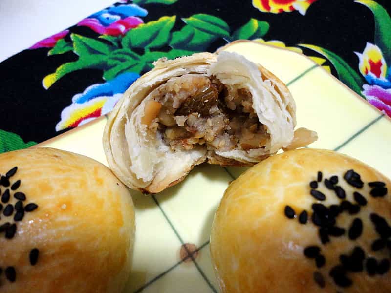 酥皮五仁月餅