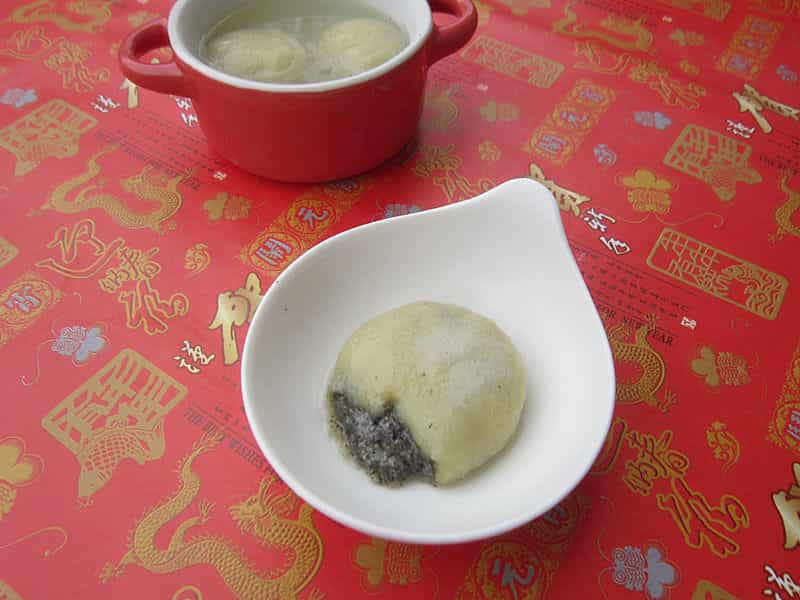 花生芝麻湯圓