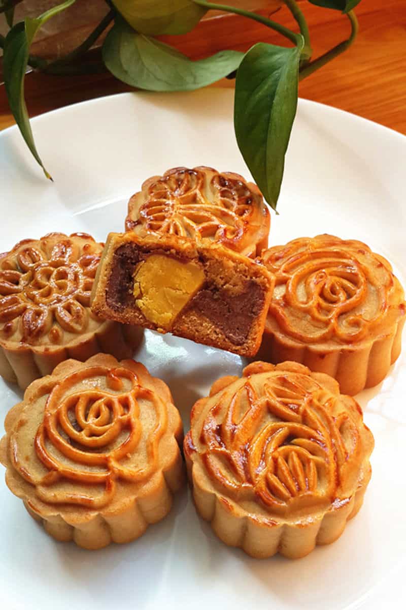 廣式豆沙蛋黃月餅