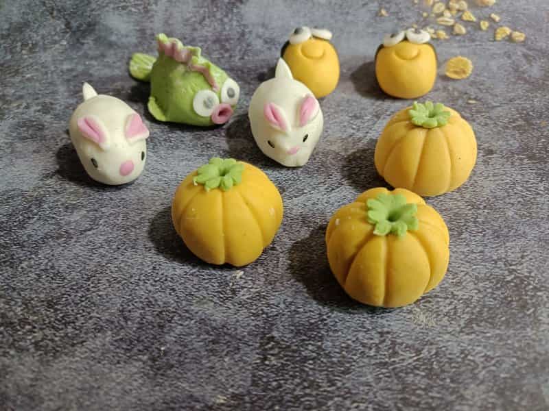 黑芝麻餡彩色湯圓