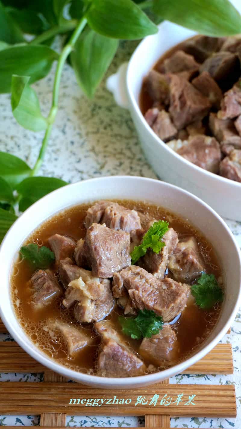 牛肉煲