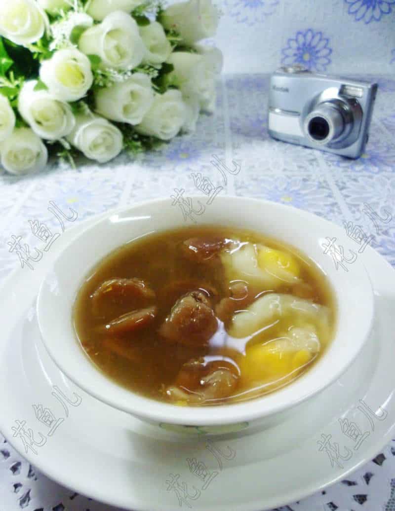 鴿子蛋桂圓甜湯
