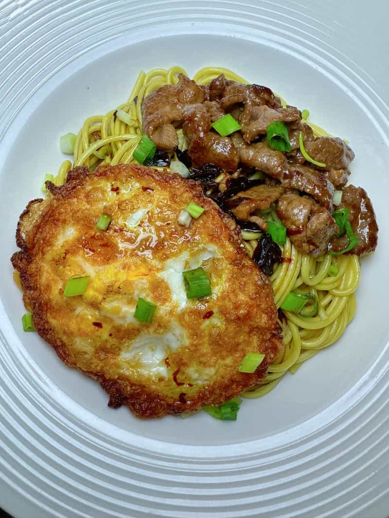 牛肉蔥油麵