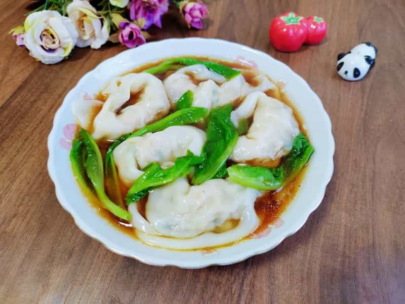 蘿蔔肉餡餛飩