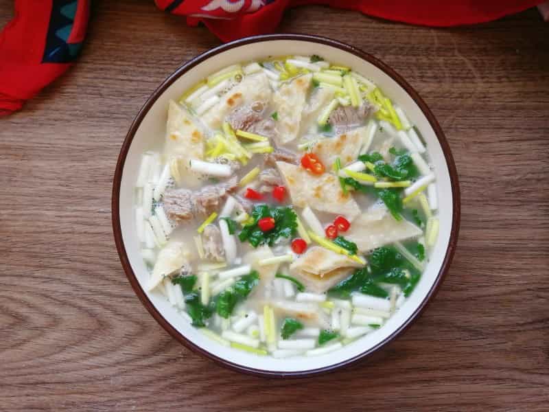 羊肉湯泡饅