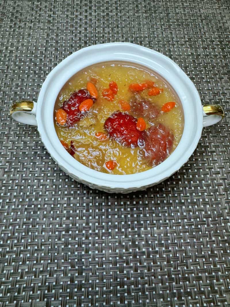 紅棗枸杞燉燕窩