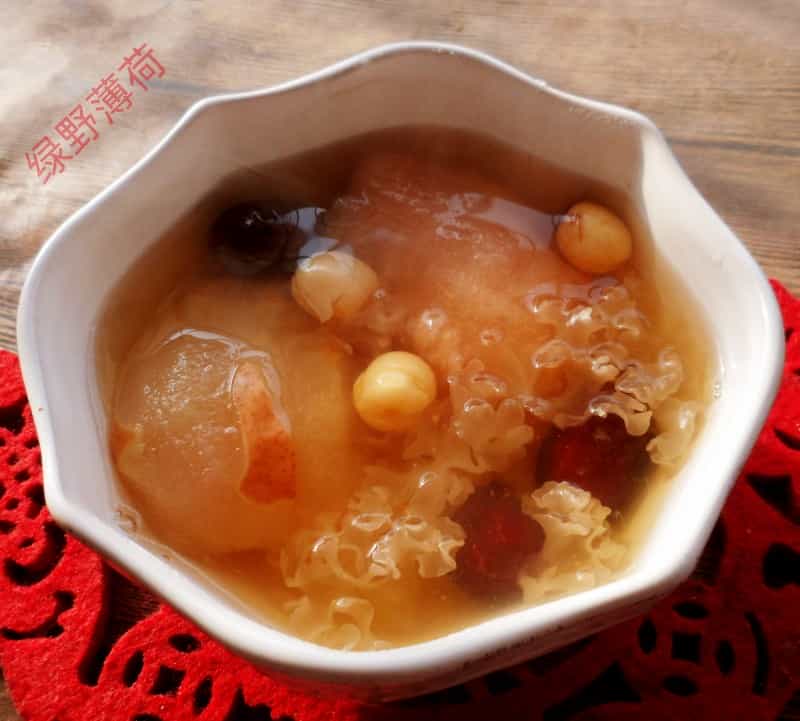 燉雪梨