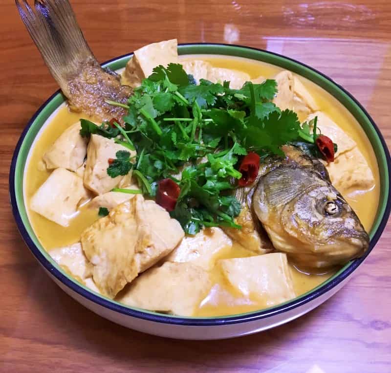 鯽魚燉豆腐