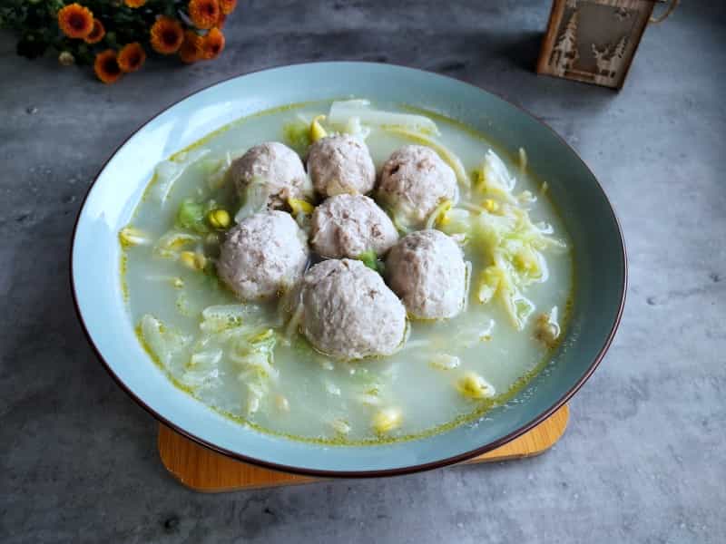 汆丸子白菜湯