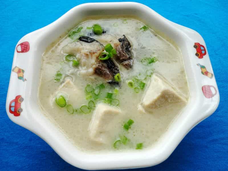 鯽魚豆腐湯