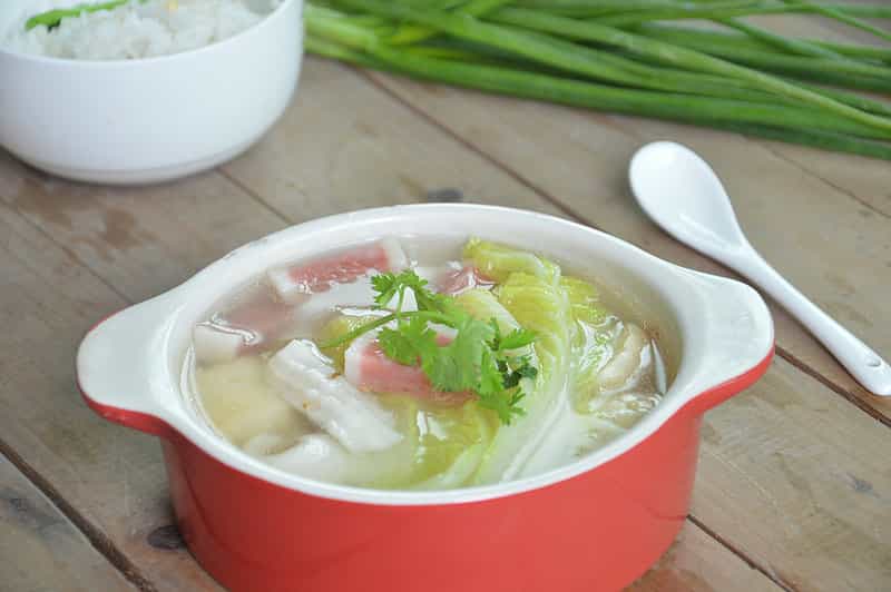 白菜豆腐肉丸湯
