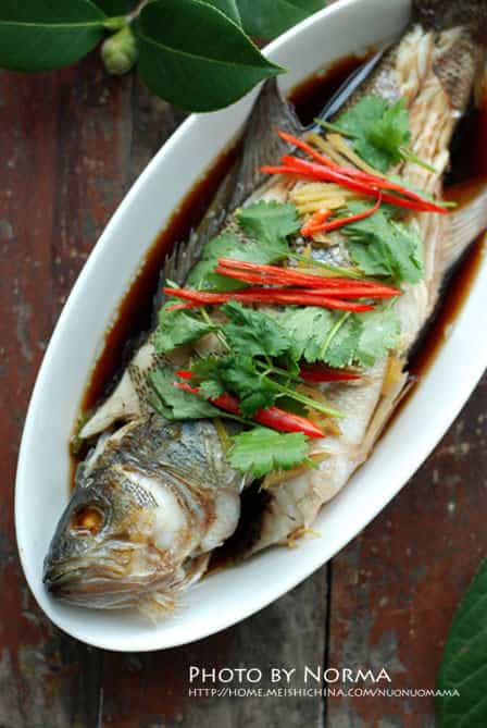 清蒸鱸魚
