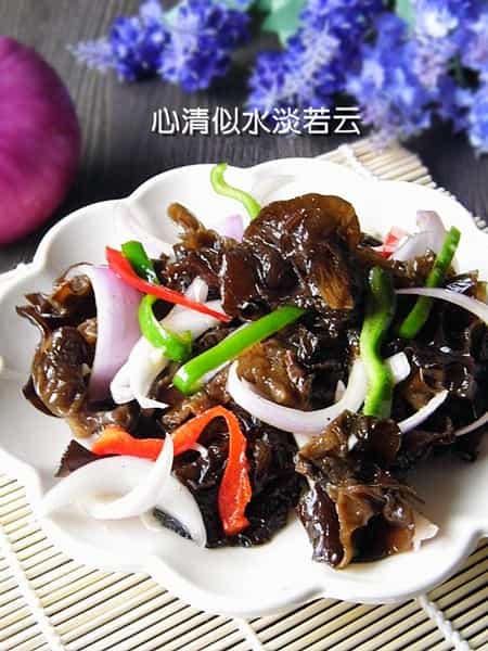 木耳生拌洋蔥