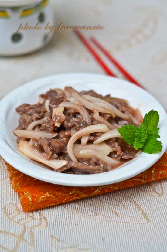 洋蔥炒羊肉