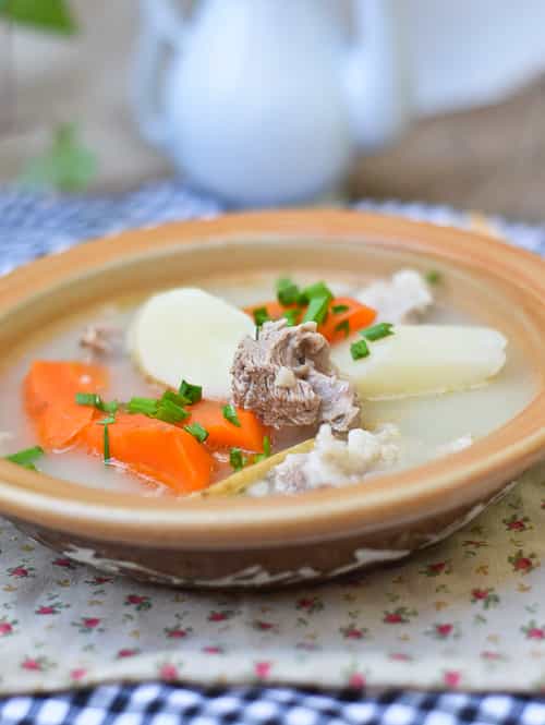 山藥胡蘿蔔羊肉湯