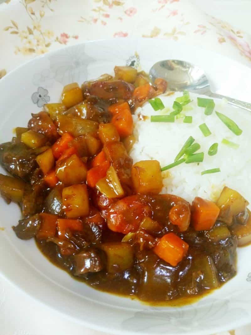 馬鈴薯牛肉咖哩飯
