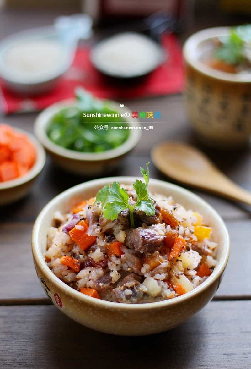 手抓羊肉飯