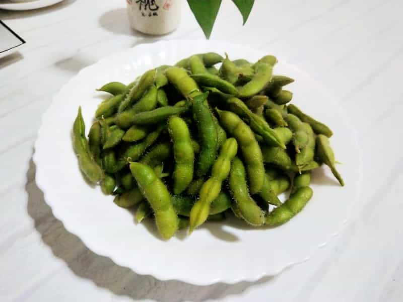 煮毛豆