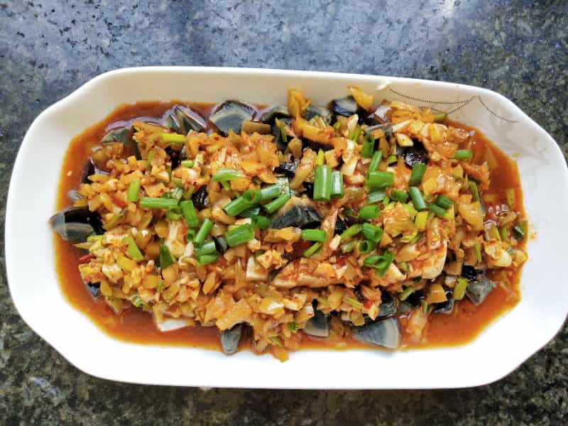 皮蛋拌豆腐