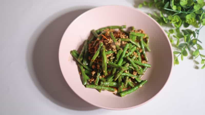 豆角炒肉末