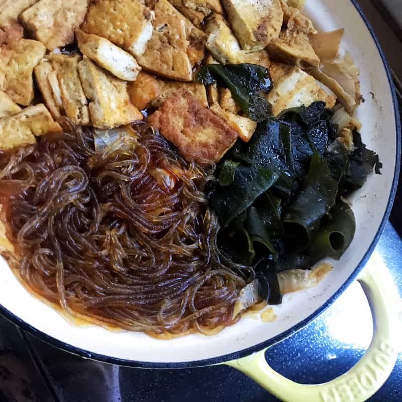 裙帶菜高麗菜燉豆腐
