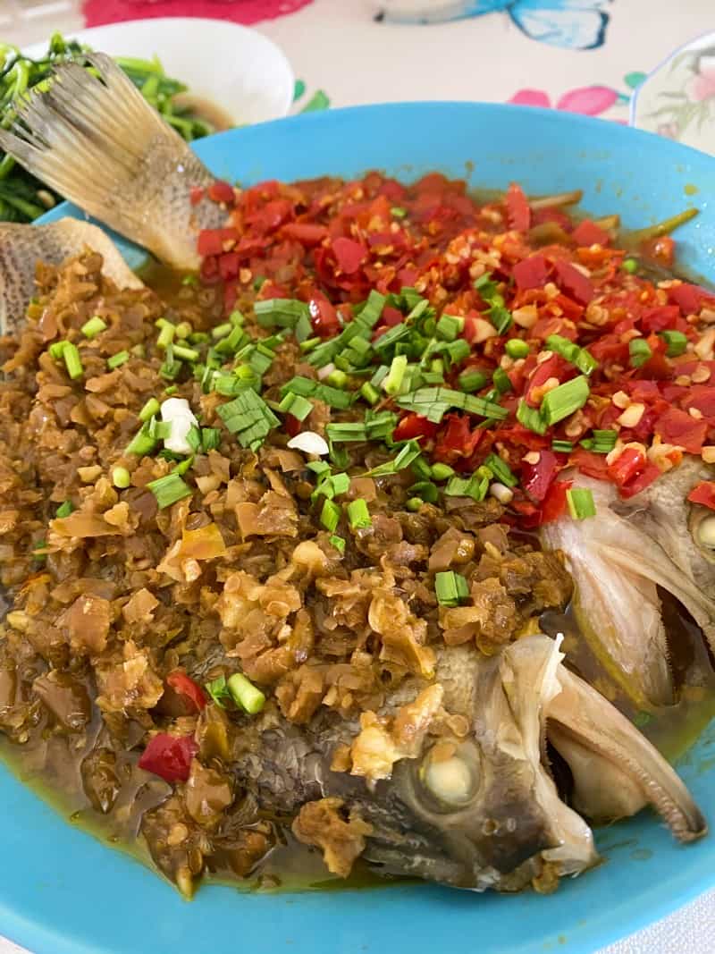 雙椒蒸魚