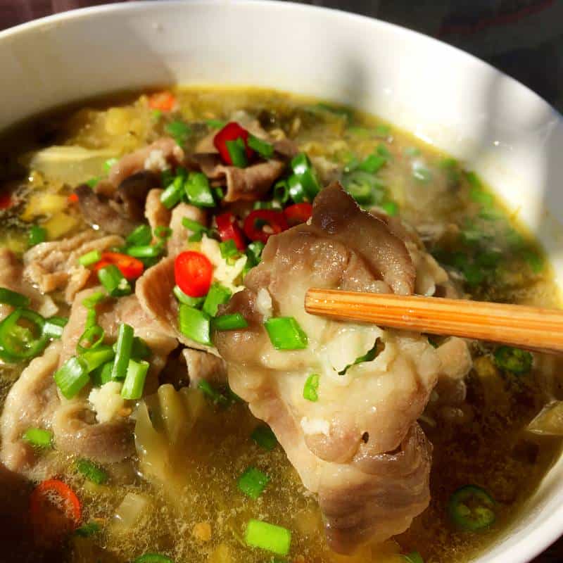 酸湯肥牛