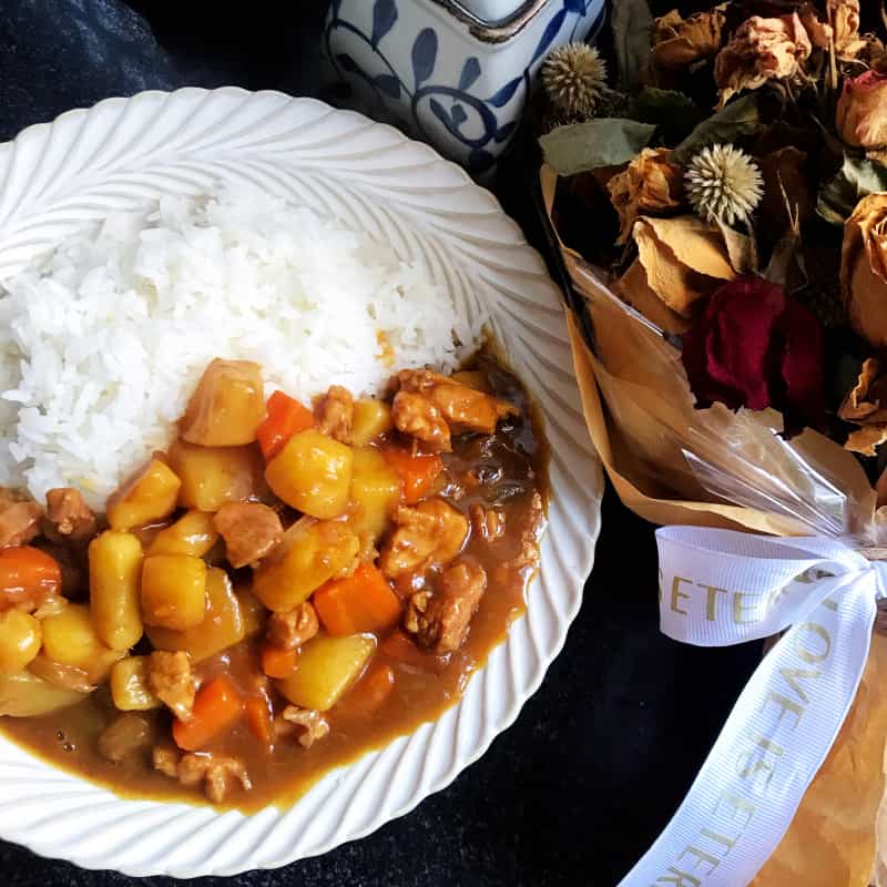 咖哩馬鈴薯雞肉飯