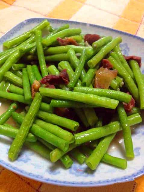 火腿肉炒豆角