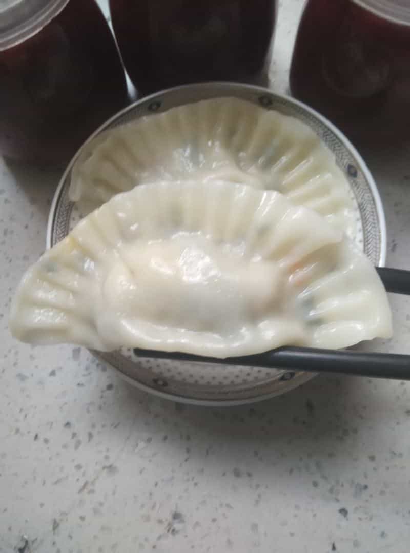 蒲公英基圍蝦餃子