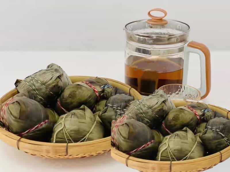 鮑魚蛋黃肉粽