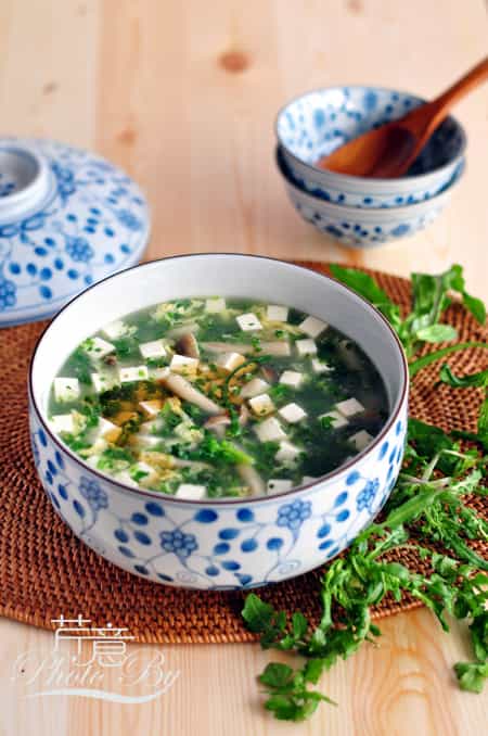 薺菜蟹菇豆腐羹