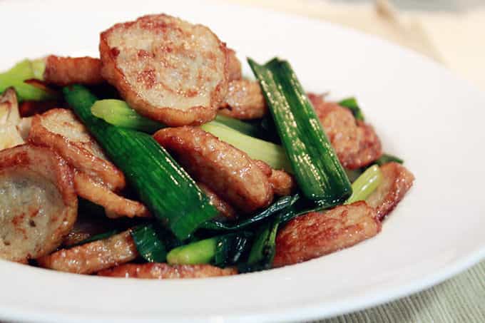 芹菜蒜苗爆炒肉捲
