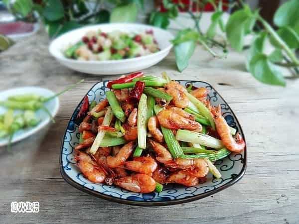 芹菜炒河蝦