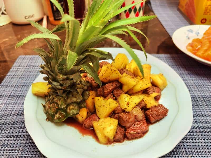 鳳梨黑胡椒牛肉粒