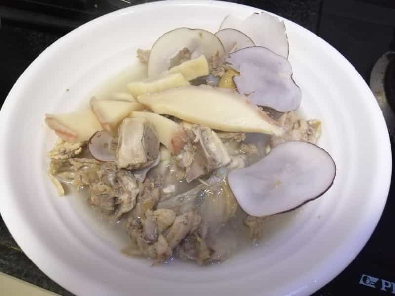 海底椰響螺片煲雞湯