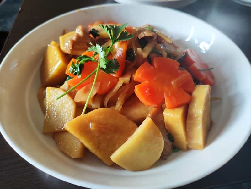冬筍肉片炒黃米糕
