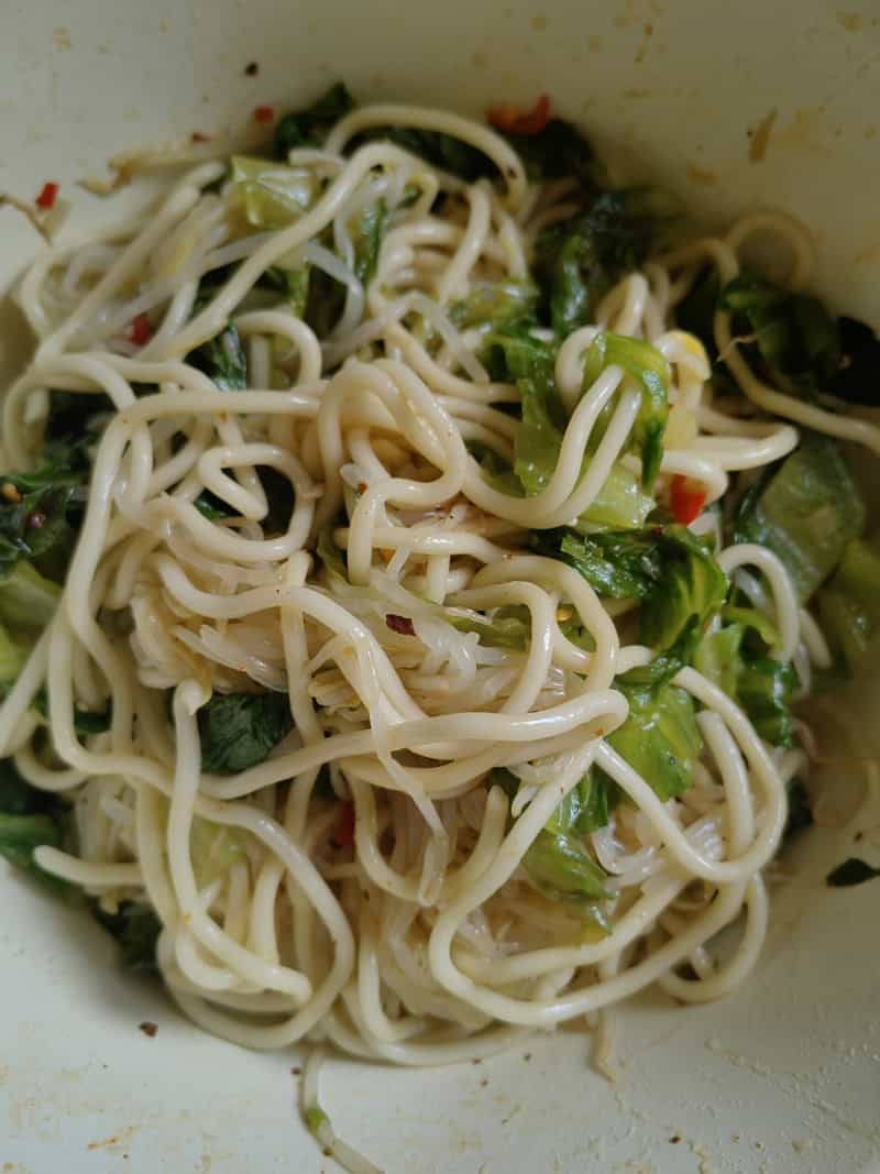豆芽菜拌涼面
