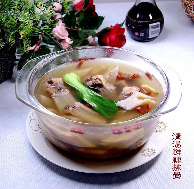 清湯鮮藕排骨