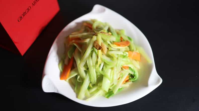 蒜香茭白菜