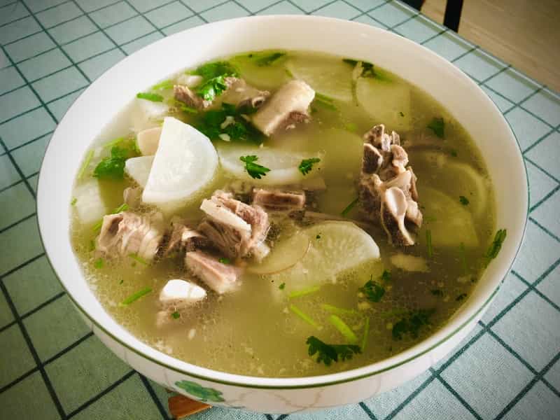 羊小排蘿蔔湯