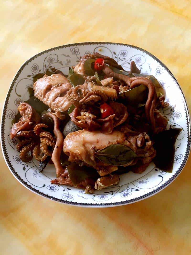 週黑鴨