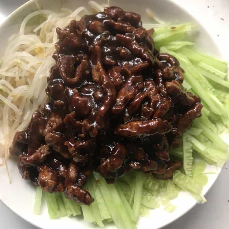 京醬肉絲