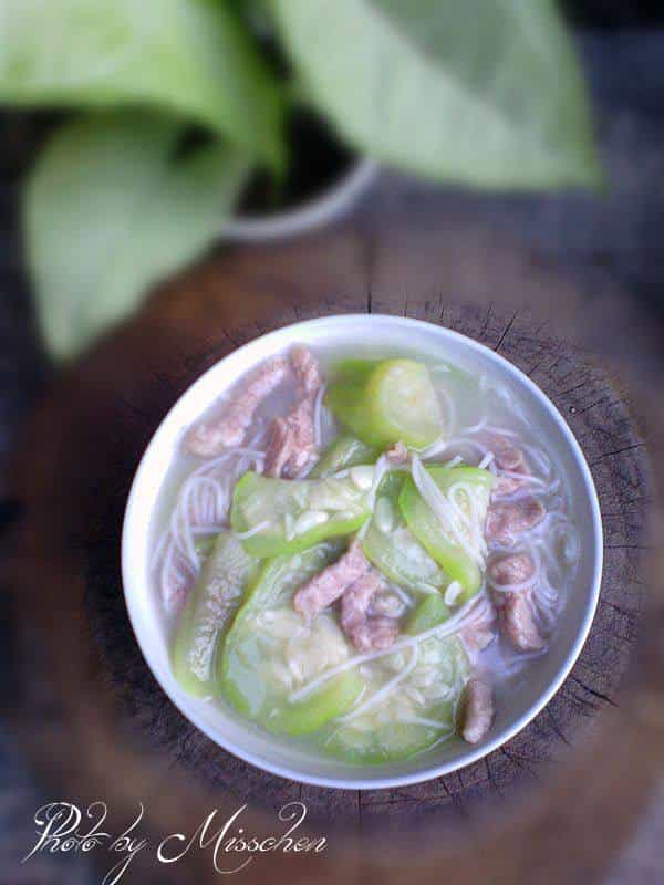 絲瓜肉絲米粉湯